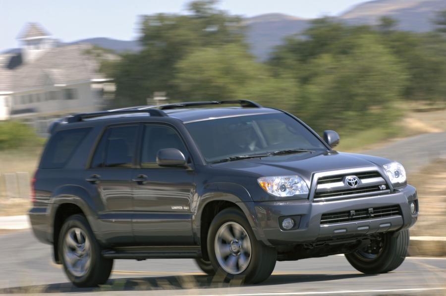  Toyota 4Runner 2006 года  (фото 29 из 50)